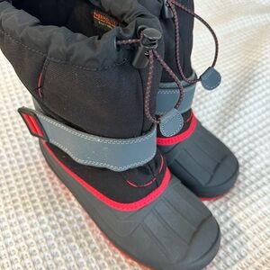 Cat & Jack Black and Red Kids Boots